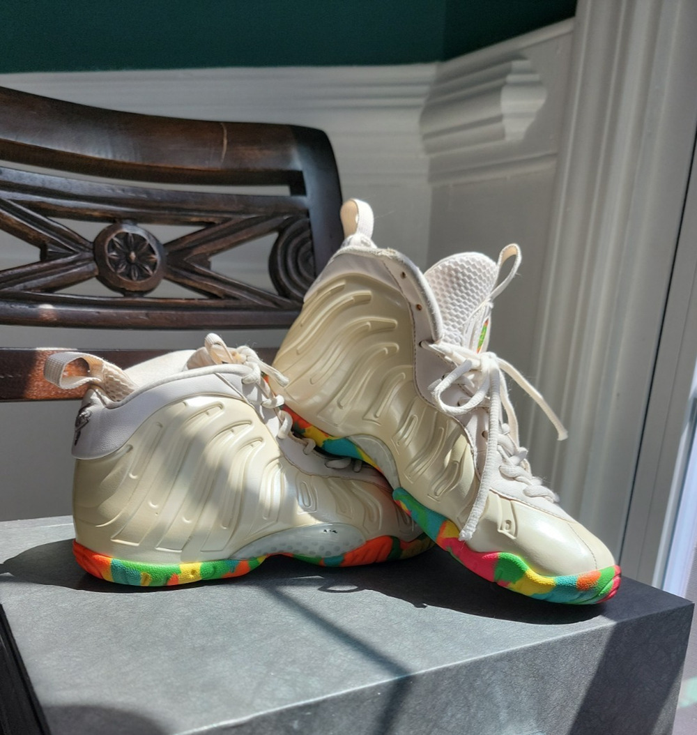 Nike Fruity Pebbles Youth Sneakers Neon Soles 7Y US 6 UK 09/14 644791-100 10/14